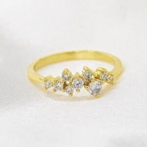 Sparkling Crystal Ring